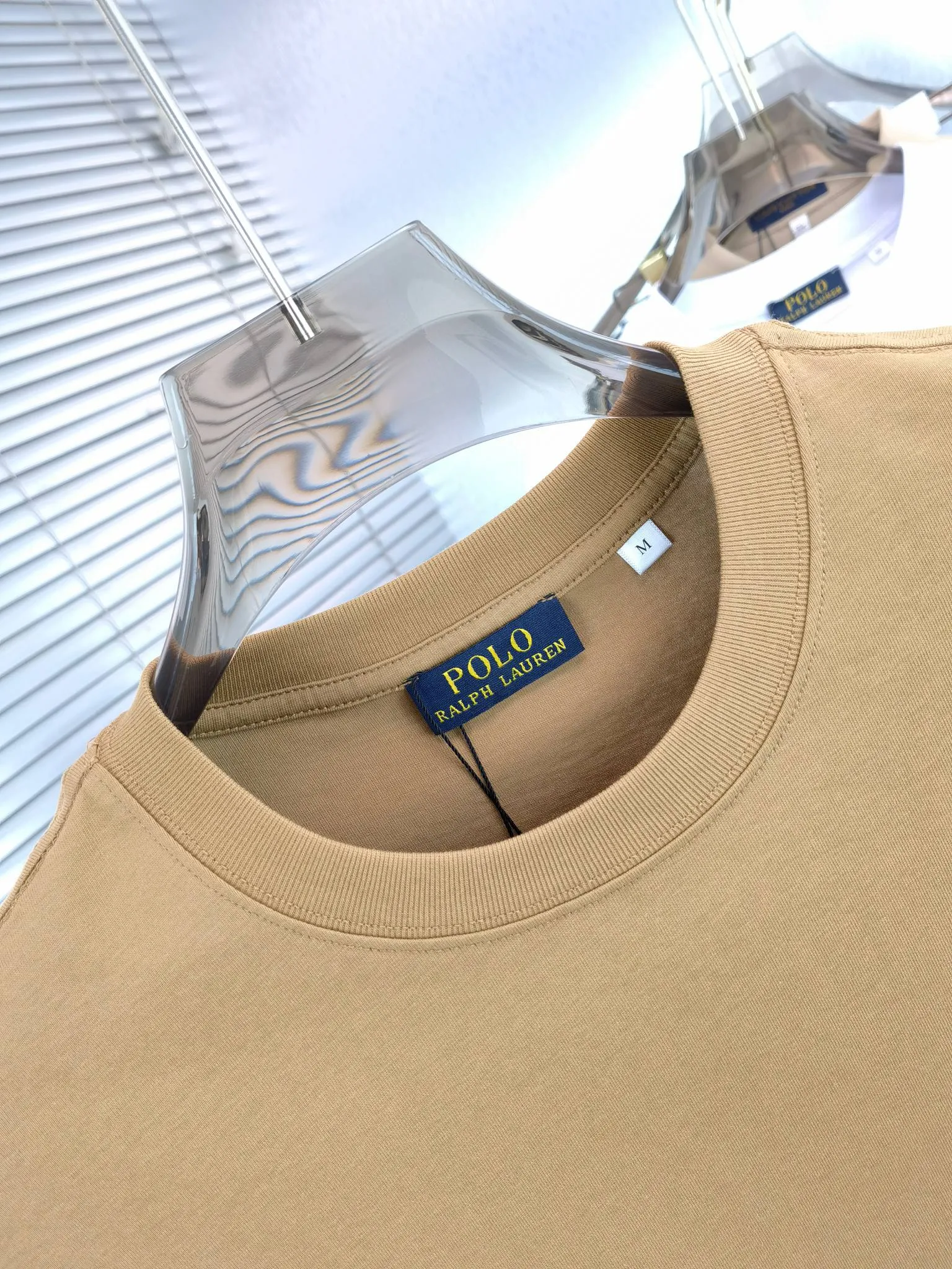 P180 🔥 Ralph Lauren Polo (available all year round) short-sleeved T-shirt 280g Couple style, same style for men and women. Made of imported custom-dyed fabric, fashionable yet luxurious. The quality is unquestionable. The upper body effect is great💂🏿 The single product is very unique. Color: Picture color Size: M ~ 2xL